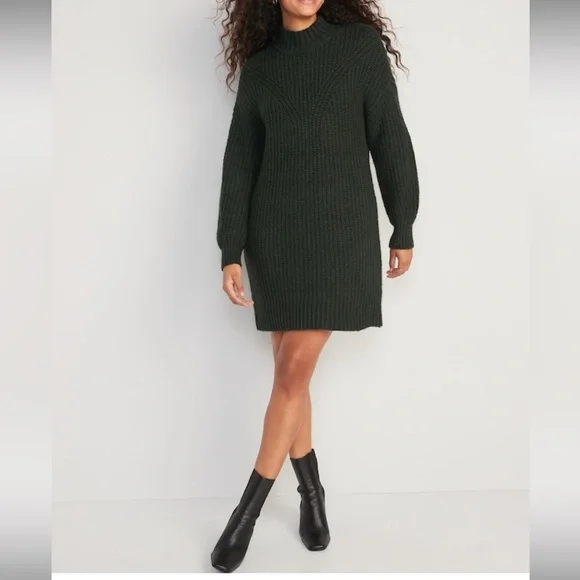 green emerald velvet dress Dark Green Linen Cotton Maxi Dress – Vintage Long Sleeve Boat Neck 1454 Emerald Green / Xs main image 1